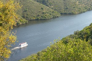 B_Barco en el Tajo Internacional