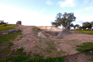 B_DOLMEN_DE_LACARA_12